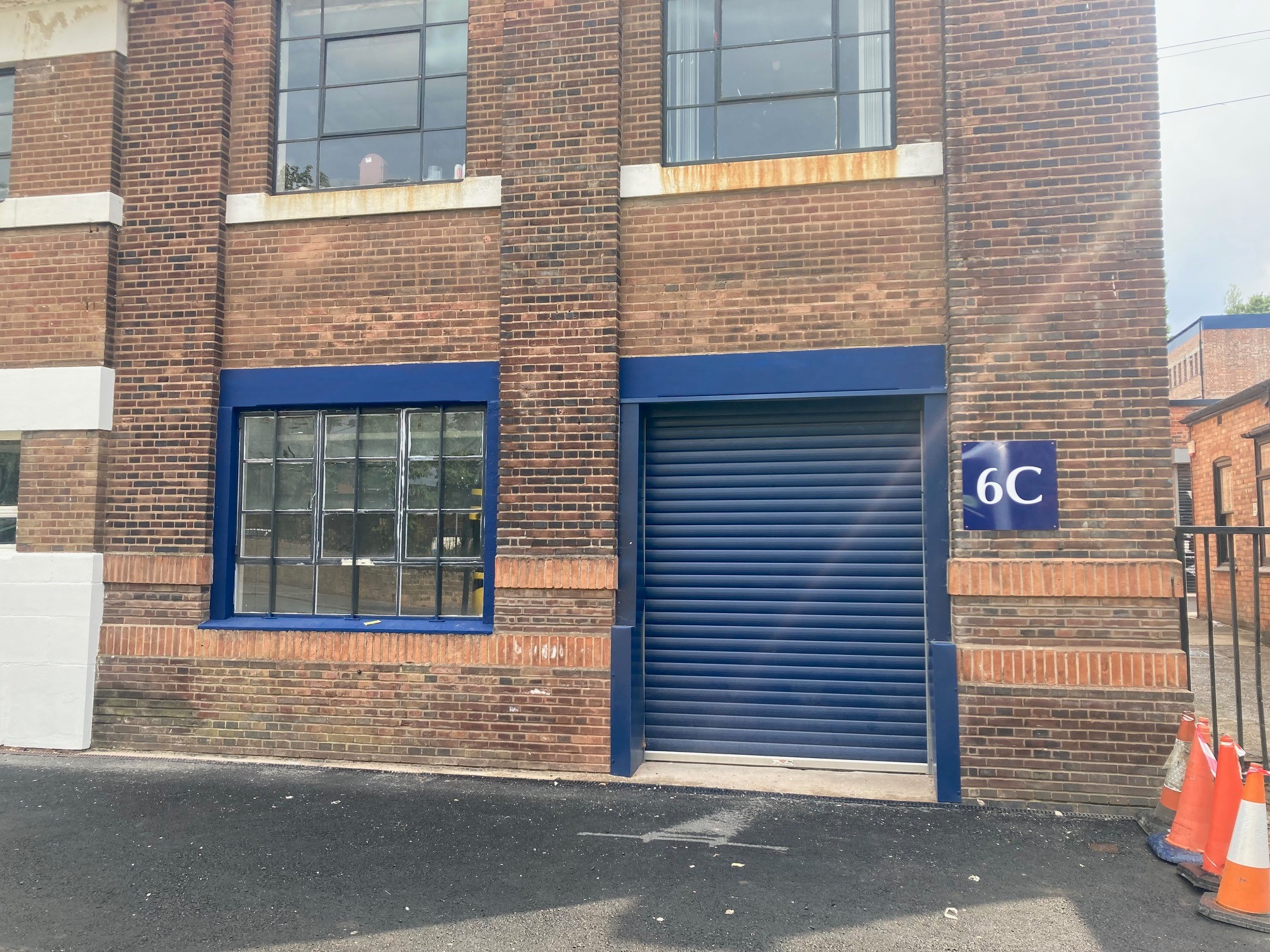 unit-6c-block-b-hartley-front-shutter.jpg